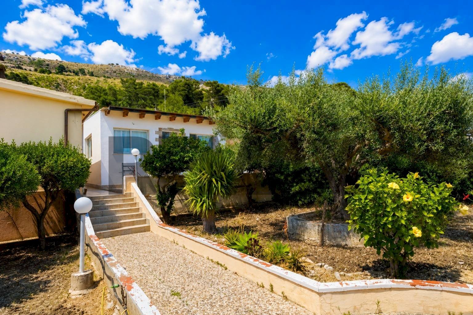 Casa all\'aperto - Independent house via Blandano
 
6, Erice - photo 1