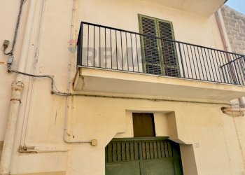 Edificio all\'aperto - Semi-detached house via Giuseppe Garibaldi
 
49, San Cipirello - photo 7