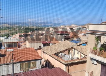 Edificio all\'aperto - Semi-detached house via Giuseppe Garibaldi
 
49, San Cipirello - photo 39
