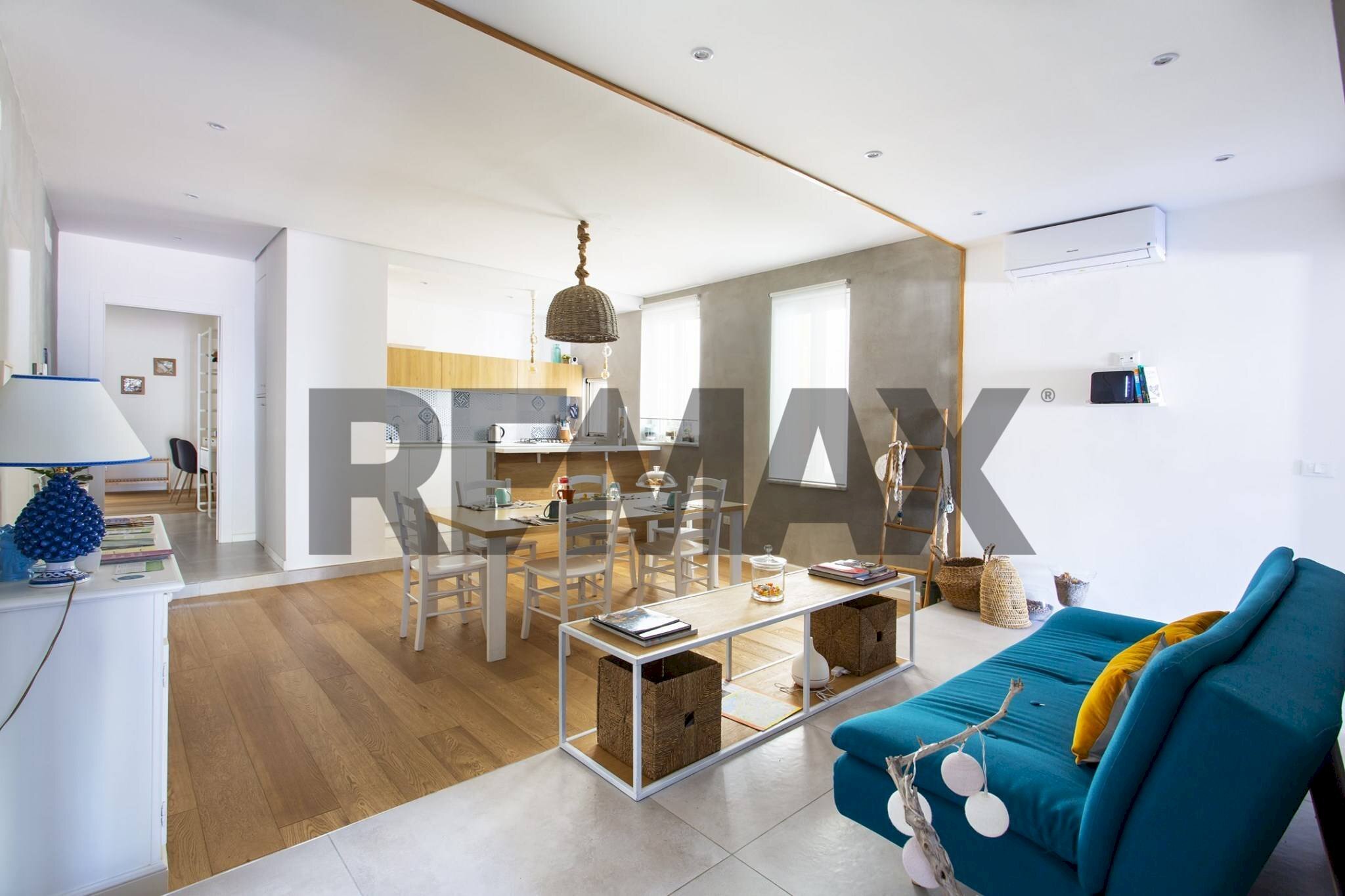 Sala da pranzo - Apartment Via Gioiamia
 
20, Palermo - photo 1