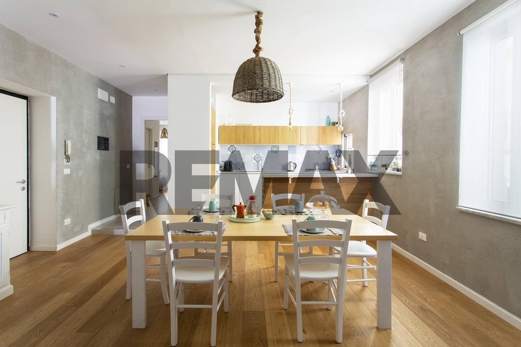 Sala da pranzo - Apartment Via Gioiamia
20, Palermo - photo 2
