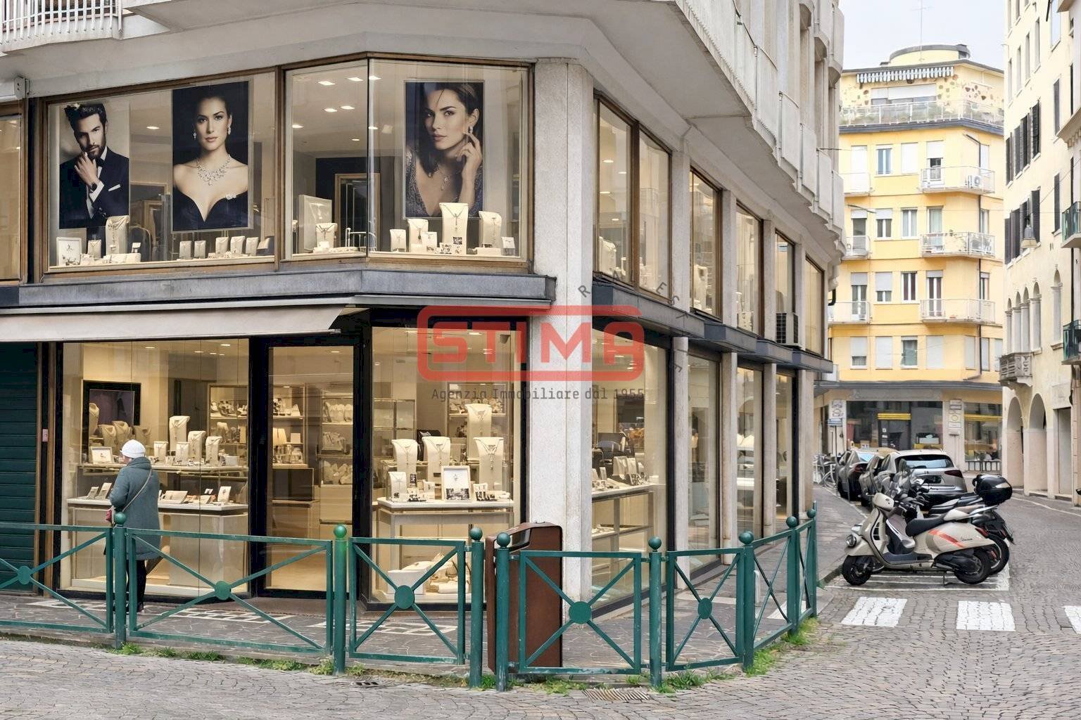 Foto 1 - Shop Treviso - photo 1