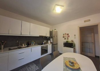Foto 3 - Apartment VIA MARTIRI DI BELLONA
 
14, Caserta - photo 3