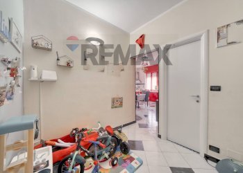 Camera / camera da letto - Two-room apartment Via Palestrina
37, Torino - photo 4