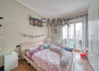 Camera / camera da letto - Two-room apartment Via Palestrina
37, Torino - photo 5