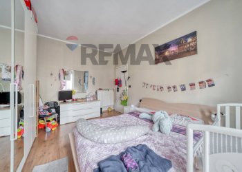 Camera / camera da letto - Two-room apartment Via Palestrina
37, Torino - photo 7