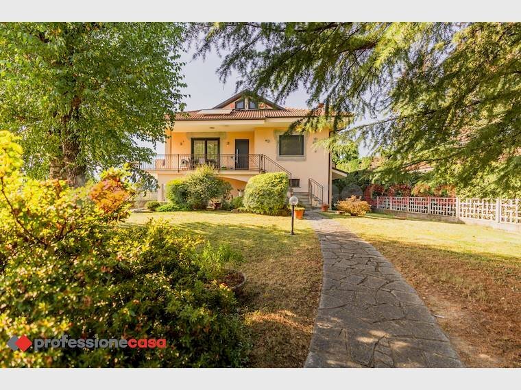 Appartamento via vigone, 49, Cavour - foto 2