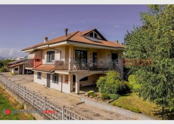 Appartamento via vigone, 49, Cavour - foto 1