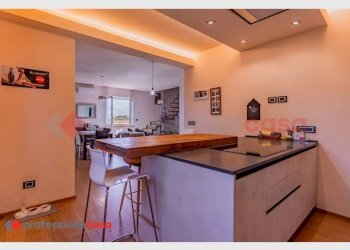 Appartamento via vigone, 49, Cavour - foto 5