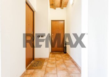 Hall / corridoio - Bilocale Via Roma
232, Piacenza - foto 3