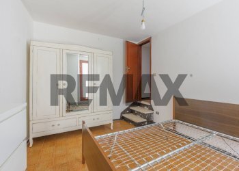 Camera / camera da letto - Casa indipendente IX luglio
 
63, Varano de' Melegari - foto 14