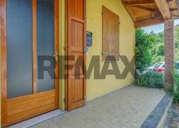 Terrazza - Casa indipendente IX luglio
 
63, Varano de' Melegari - foto 20