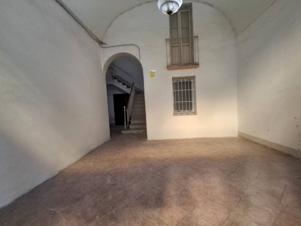 Interno palazzo - One-room apartment via Felice Cavallotti, 48, Taranto - photo 2