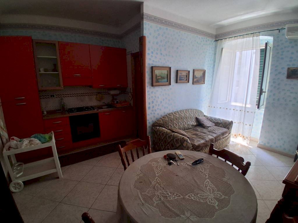 Salone - Appartamento via Vaccarella, 1, Taranto - foto 3