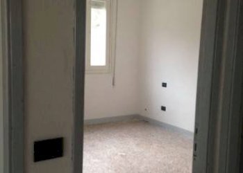 Camera da letto - Two-room apartment via Nazionale, Caino - photo 5