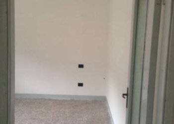 Camera da letto - Two-room apartment via Nazionale, Caino - photo 3