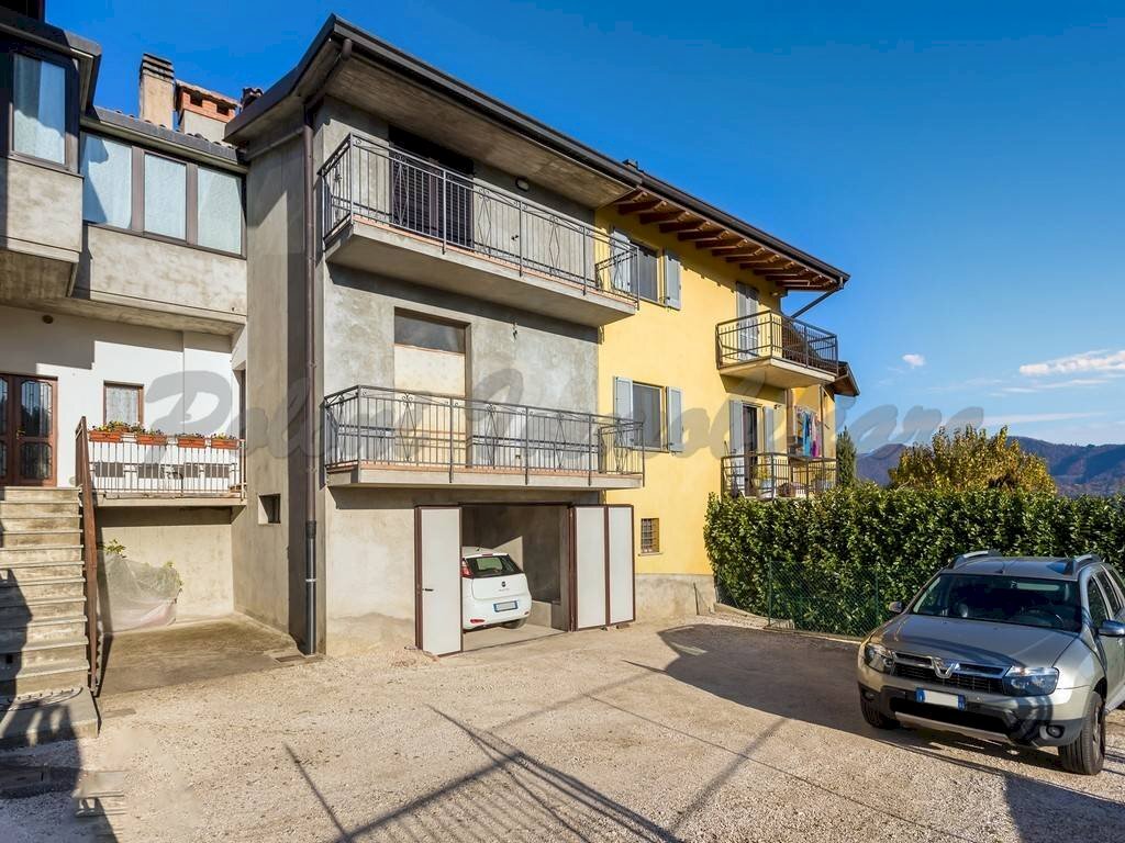 Facciata - Four-room apartment via Prato Bergamo, Trescore Balneario - photo 3