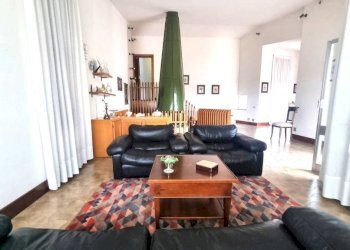 Salone - Villa vicolo Stretto, 9, Incisa Scapaccino - foto 4