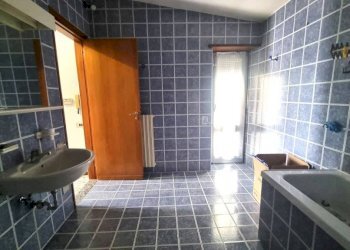 Bagno - Villa vicolo Stretto, 9, Incisa Scapaccino - foto 12