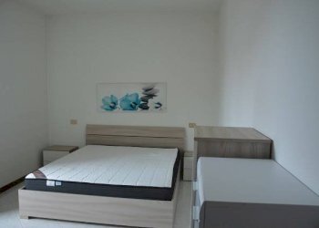 Camera da letto - Appartamento via 22 Marzo, 35, Gallarate - foto 9