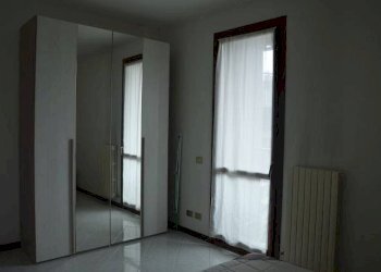 Camera da letto - Appartamento via 22 Marzo, 35, Gallarate - foto 11