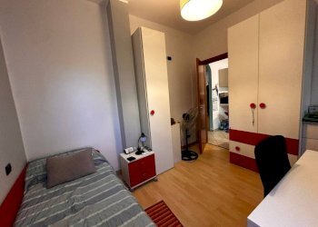 Camera da letto - Trilocale via Gerolamo Cardano, 5, Gallarate - foto 19