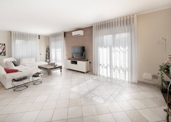 Foto 8 - Apartment VIA FRATELLI CERVI
 
16, Brugherio - photo 8