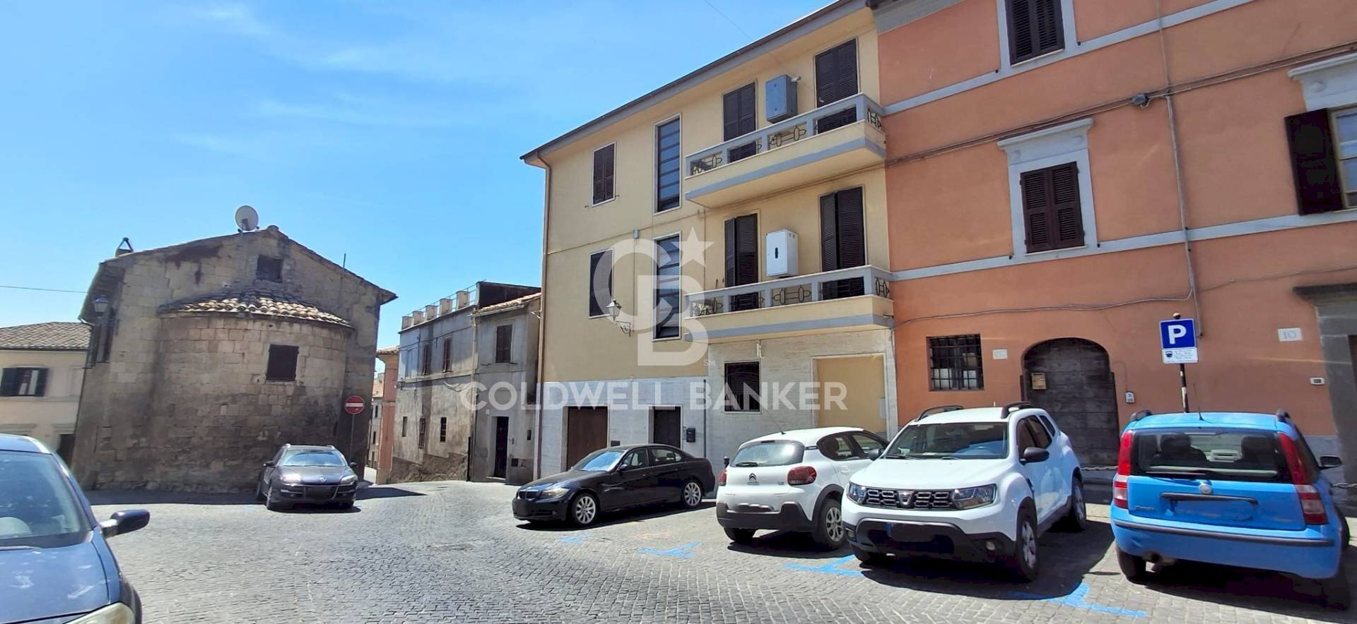 Foto 1 - Ufficio Via dell' Orfanotrofio
 
12, Tarquinia - foto 1