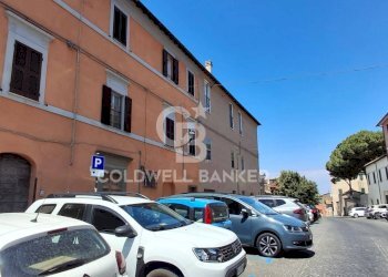 Foto 2 - Ufficio Via dell' Orfanotrofio
 
12, Tarquinia - foto 2