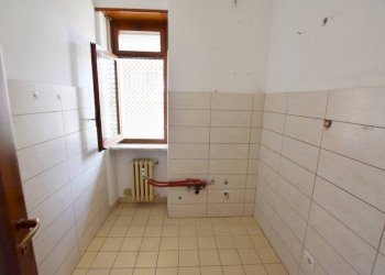 Cucina - Quadrilocale corso Europa, Mondovì - foto 6