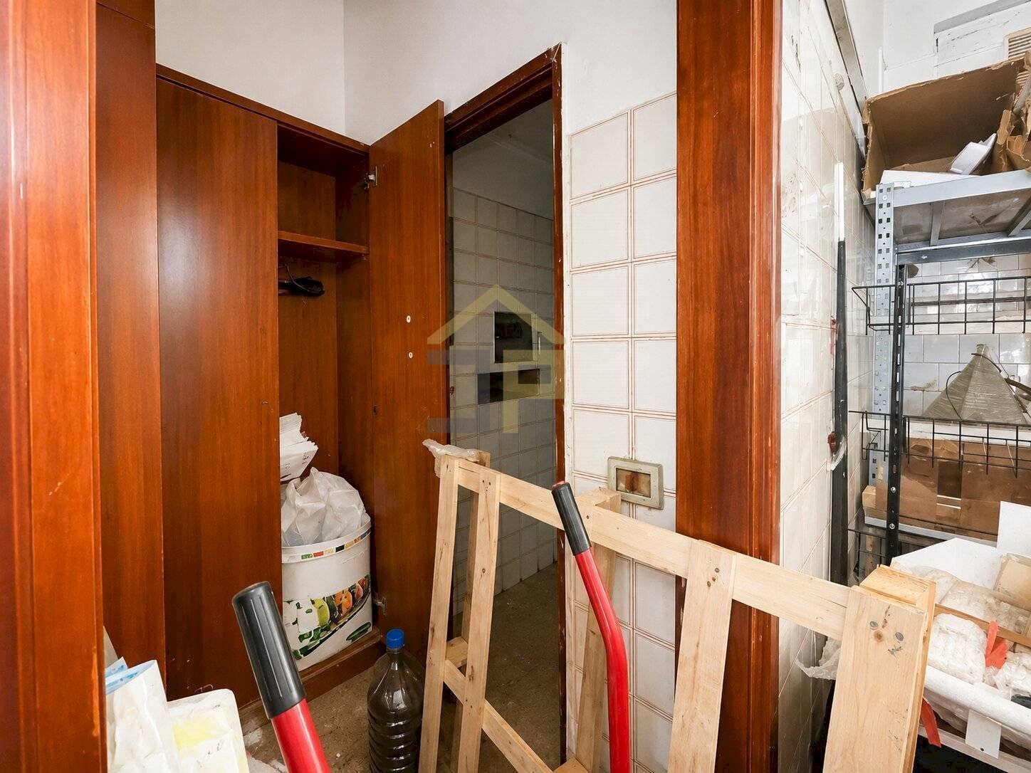 Foto 3 - Commercial Premises Via Ruggero Loria
 
12, Palermo - photo 3
