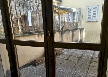 Veranda - Three-room apartment corso Dello Statuto, Mondovì - photo 11