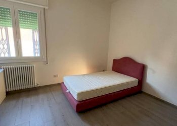Camera da letto - Four-room apartment via Turchese, Bologna (neighborhood Massarenti) - photo 5