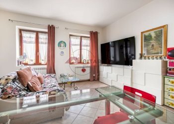 soggiorno - Three-room apartment XXV Aprile
 
27, San Paolo - photo 11