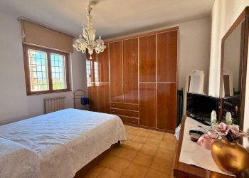 Camera da letto - Quadrilocale via Mar della Cina, Roma (zona Torrino) - foto 8
