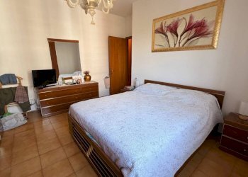 Camera da letto - Quadrilocale via Mar della Cina, Roma (zona Torrino) - foto 10