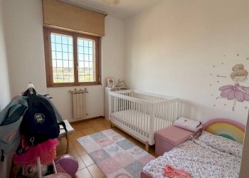 Camera da letto - Quadrilocale via Mar della Cina, Roma (zona Torrino) - foto 12
