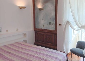 camera letto - Two-room apartment via Accademia delle Scienze, 2, Torino (neighborhood Centro) - photo 14