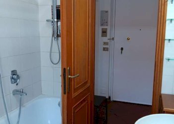 bagno - Two-room apartment via Accademia delle Scienze, 2, Torino (neighborhood Centro) - photo 16