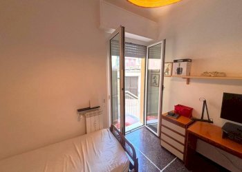 Camera da letto - Appartamento via Angelo Carrara, Genova (zona Quarto) - foto 6