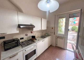 Cucina - Appartamento via Angelo Carrara, Genova (zona Quarto) - foto 8