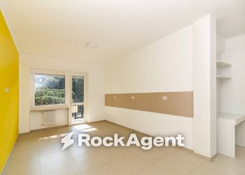Cucina - Bilocale strada delle Cacce, 150, Torino (zona Mirafiori Sud) - foto 3