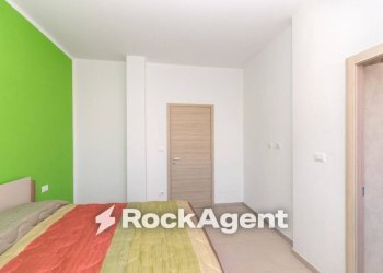 Camera da letto - Bilocale strada delle Cacce, 150, Torino (zona Mirafiori Sud) - foto 15