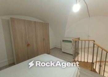 Camera da letto - Three-room apartment via Aloi, 36, Catania - photo 10