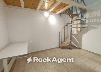 Stanza non arredata - Three-room apartment via Aloi, 36, Catania - photo 23