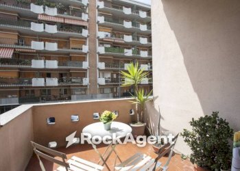 Balcone - Three-room apartment via San Marino, 95, Torino (neighborhood Santa Rita) - photo 9