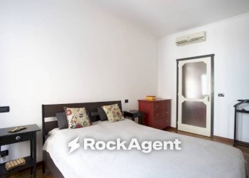 Camera da letto - Three-room apartment via San Marino, 95, Torino (neighborhood Santa Rita) - photo 14