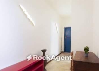 Corridoio - Three-room apartment via San Marino, 95, Torino (neighborhood Santa Rita) - photo 23