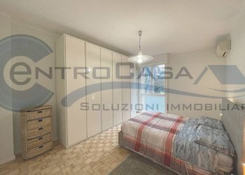 Camera da letto - Quadrilocale via Bellaria, 25, San Lazzaro di Savena - foto 12