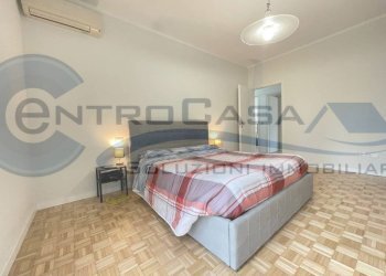 Camera da letto - Quadrilocale via Bellaria, 25, San Lazzaro di Savena - foto 29